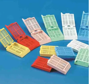 Picture of TISSUE EMBEDDING CASSETTES * Red * PKT500 KAR2921/10